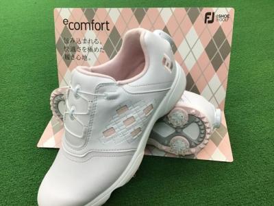 レディースシューズ入荷しました！！