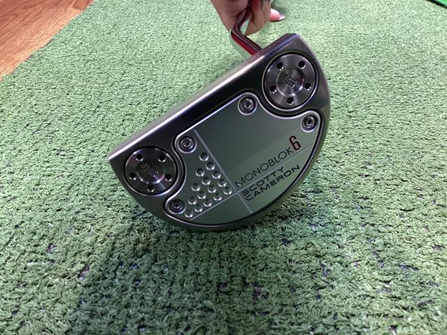 スコッティ・キャメロンの限定パター『MONOBLOK (モノブロック)』が入ってきました！