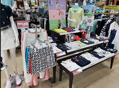 レディスウェアセール始まりました！