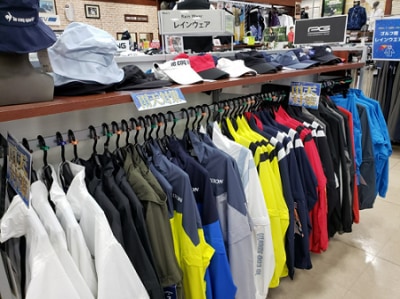 雨続きなのでレインウェアはどうですか？