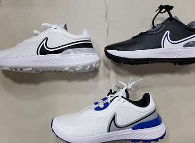 ナイキスパイクレスシューズ入荷！