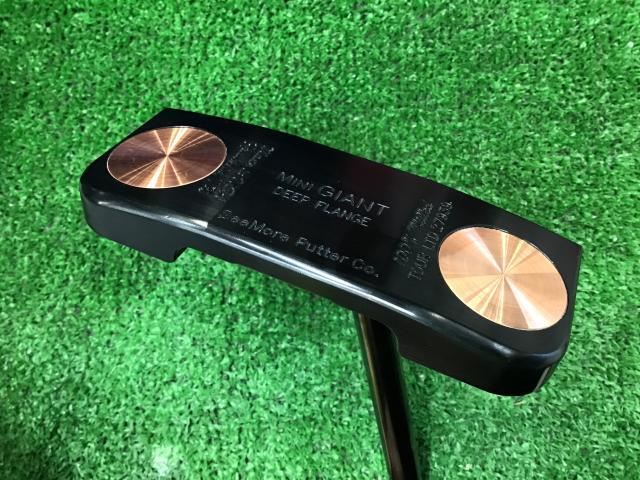 【入荷情報】世界で何度もツアー優勝を果たしているSeeMoreパター！！