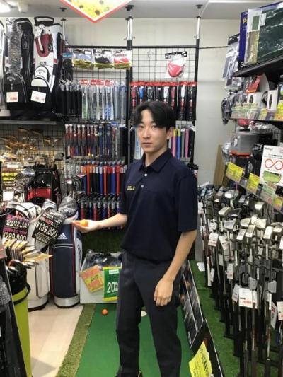 新人スタッフ紹介！！