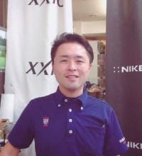 村上店長を