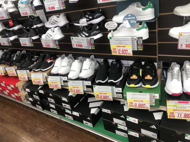大特価シューズ入荷しています