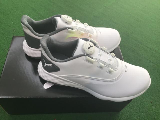 念願のスパイクレスシューズ☆