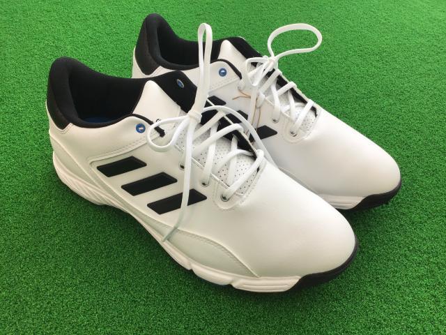 アディダスのシューズ☆