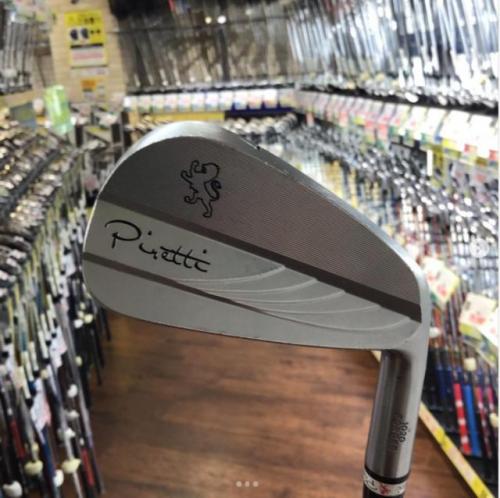 Piretti アイアンセットがやってきました(*'▽')