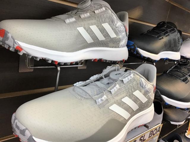 新作adidasシューズ入荷！！