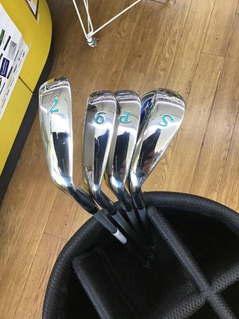 超お買い得レディースアイアンハーフセット入荷！