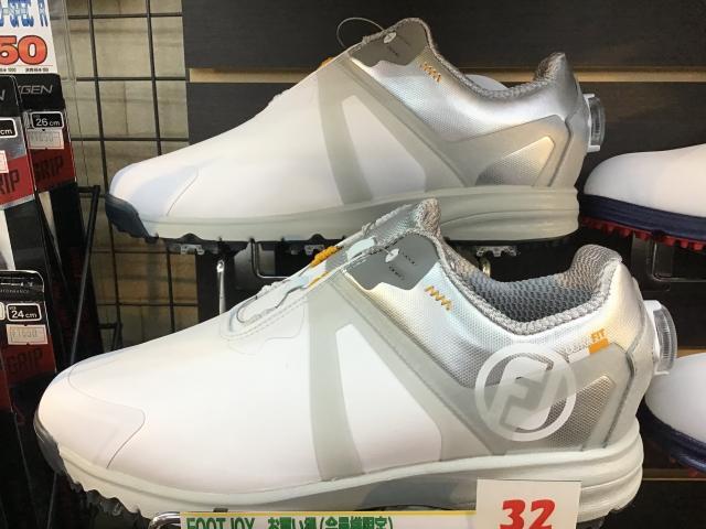 フットジョイのウルトラフィットXW BOA