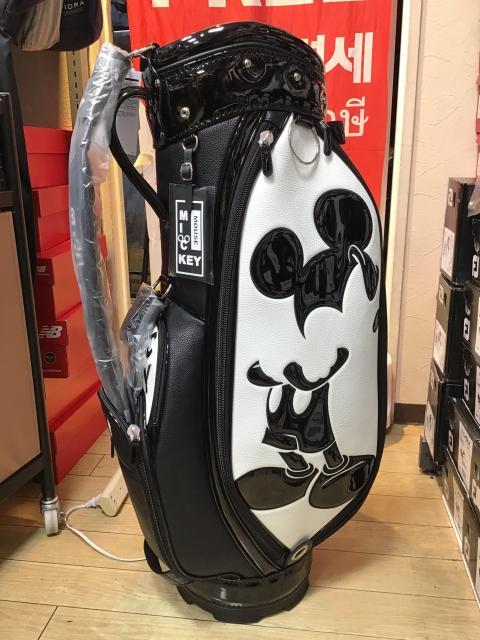 人気デザインのキャディーバッグ