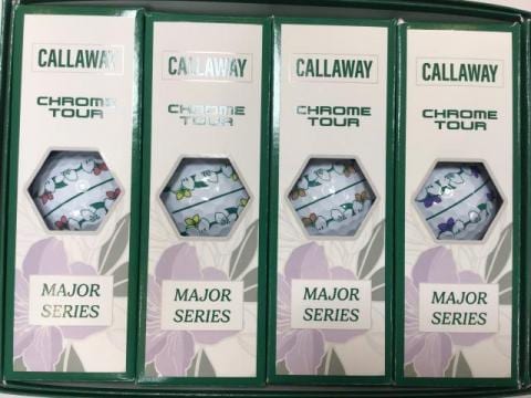 キャロウェイCHROME TOURボール入荷しました！