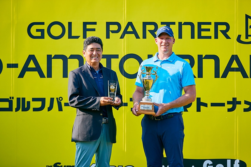 優勝　S・ノリス選手 アマチュア　スクラッチ優勝　水上晃男選手